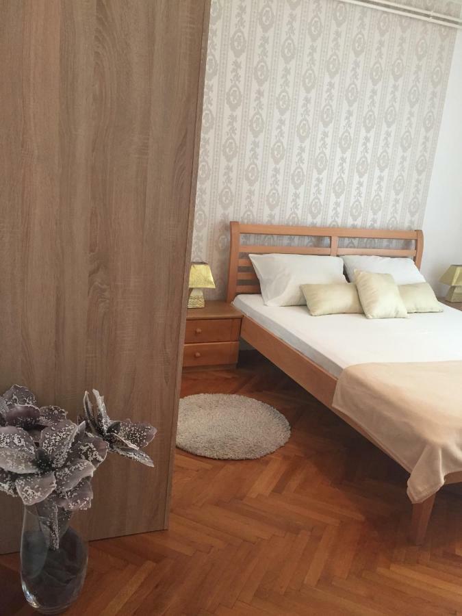 Apartment Sanja Сен Екстериор снимка